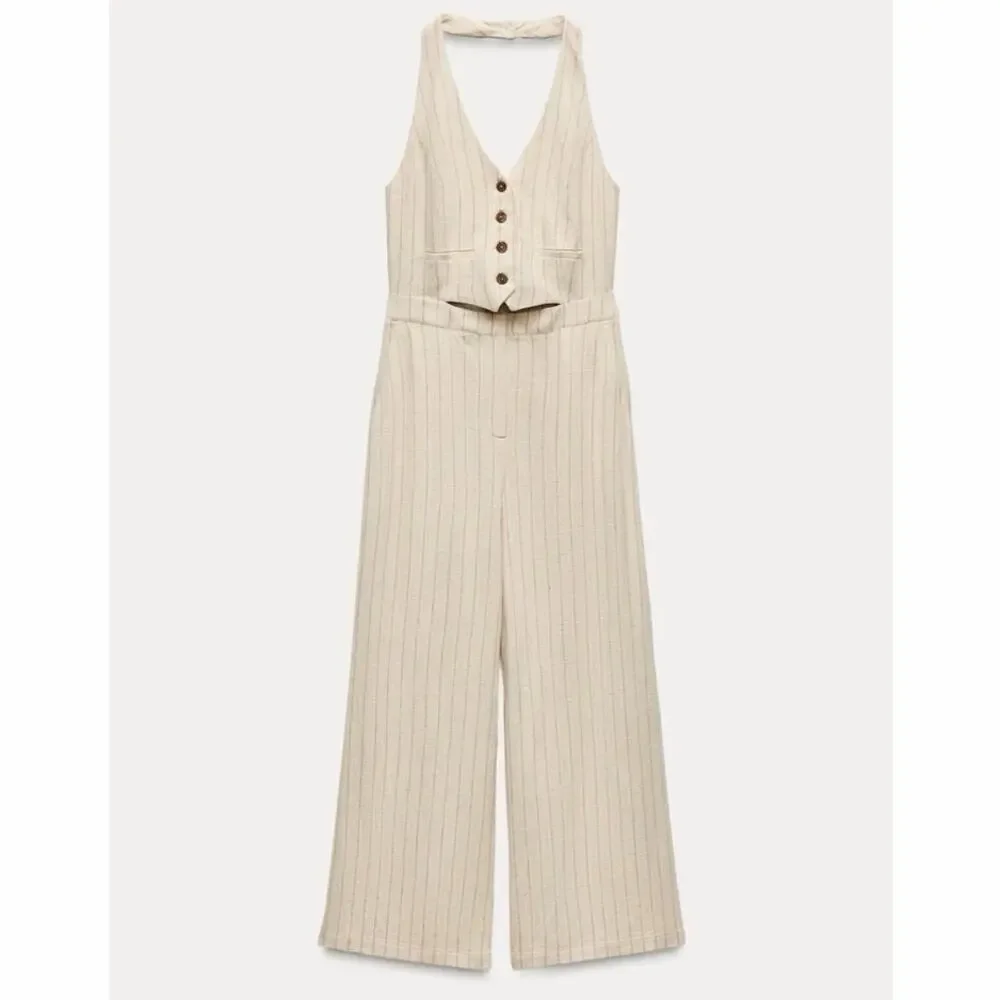 Zara 17” back